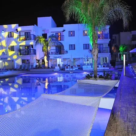 Tsokkos Holidays 3*