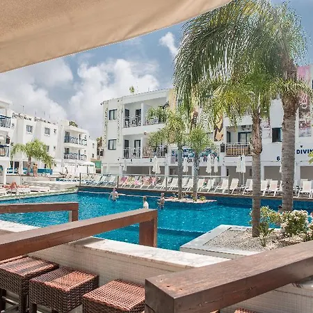 Tsokkos Holidays Hotel